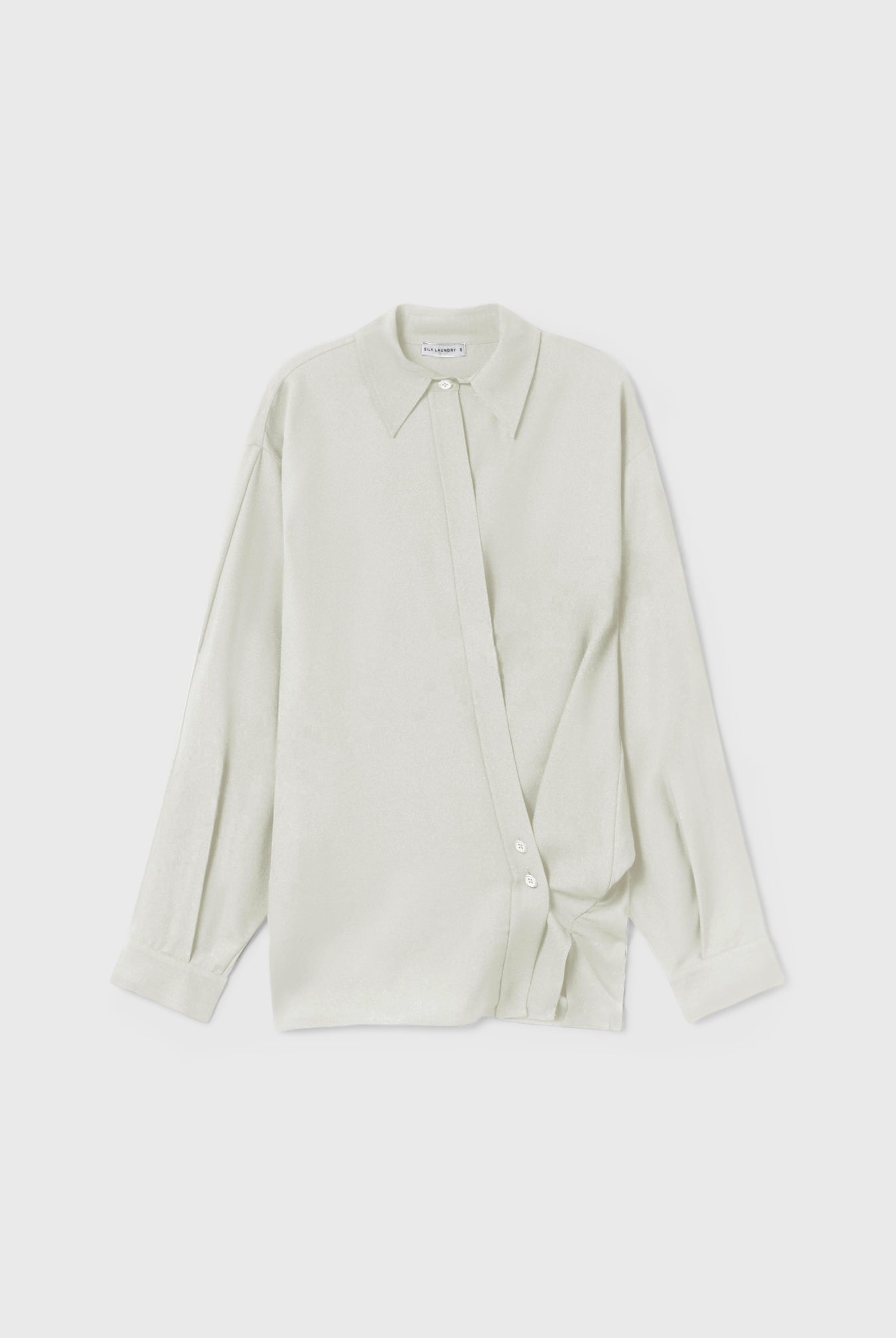 Chemise croisée en laine et soie blanc cassé