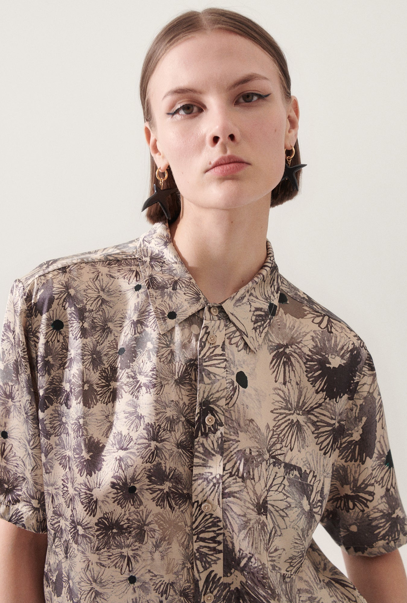 Chemise ample à manches courtes motif floral aster