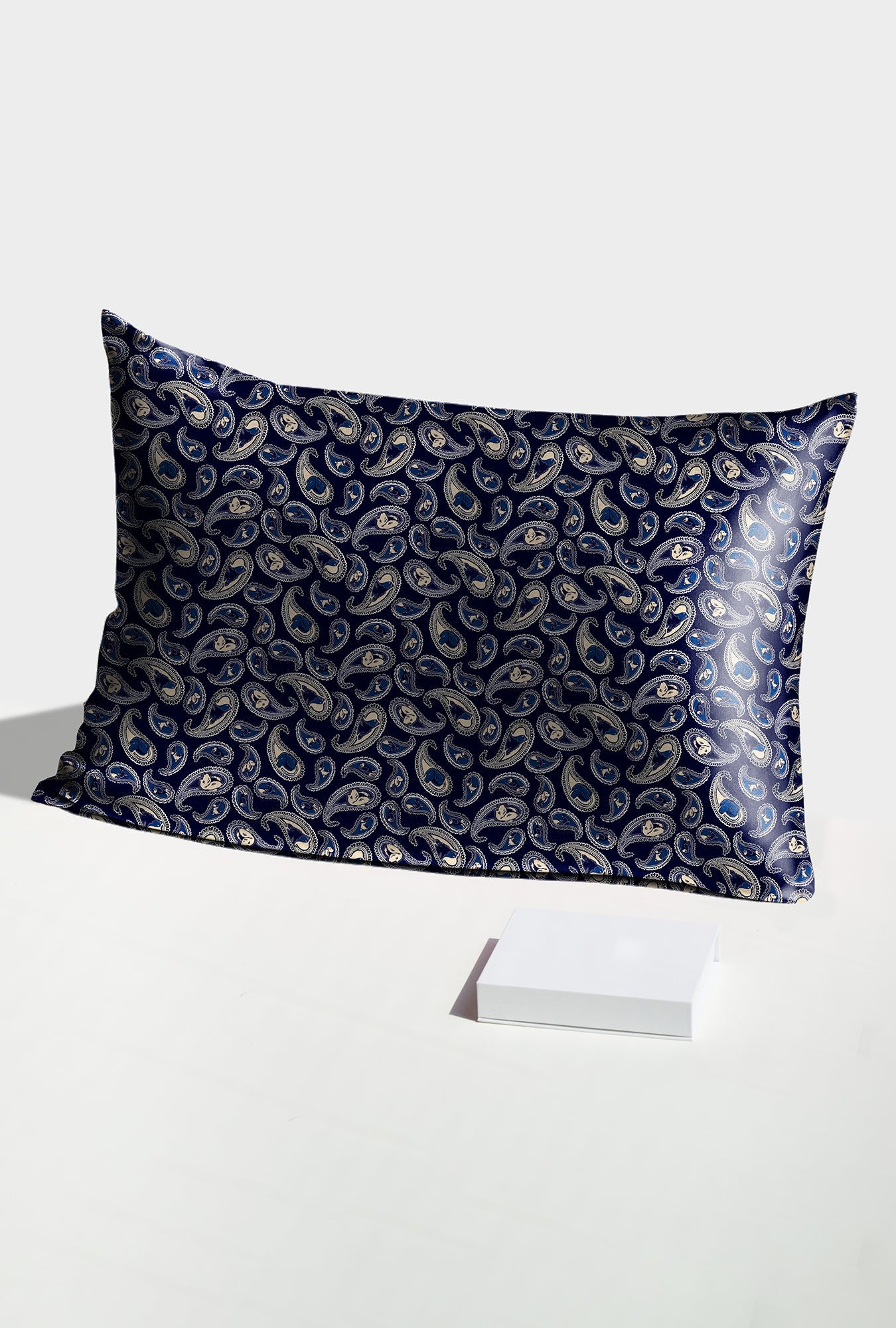 Pillowcase Hounds Paisley