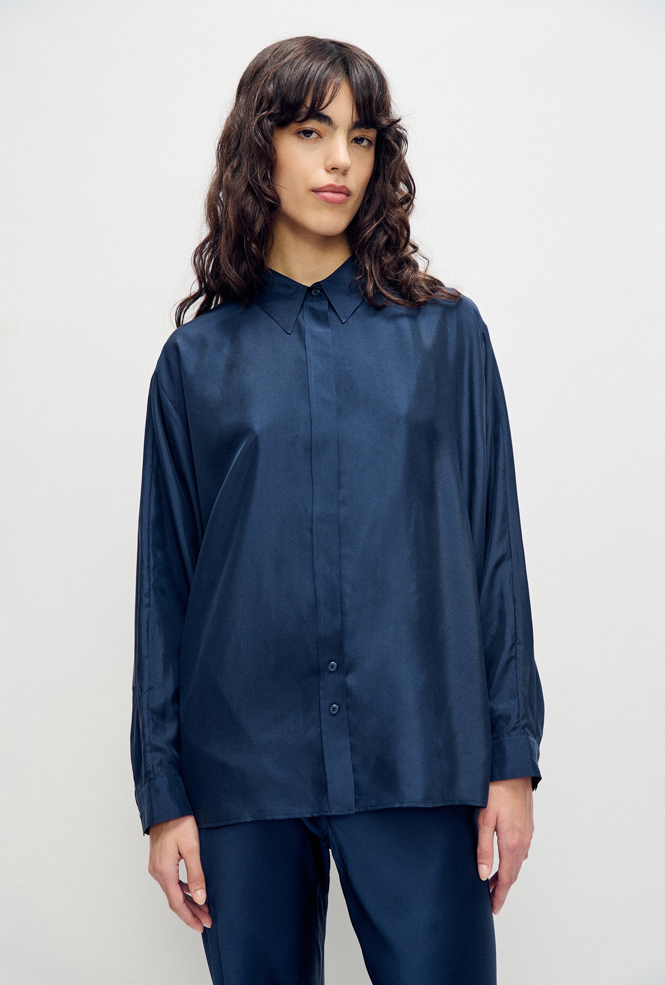 Chemise croisée en habotai Midnight