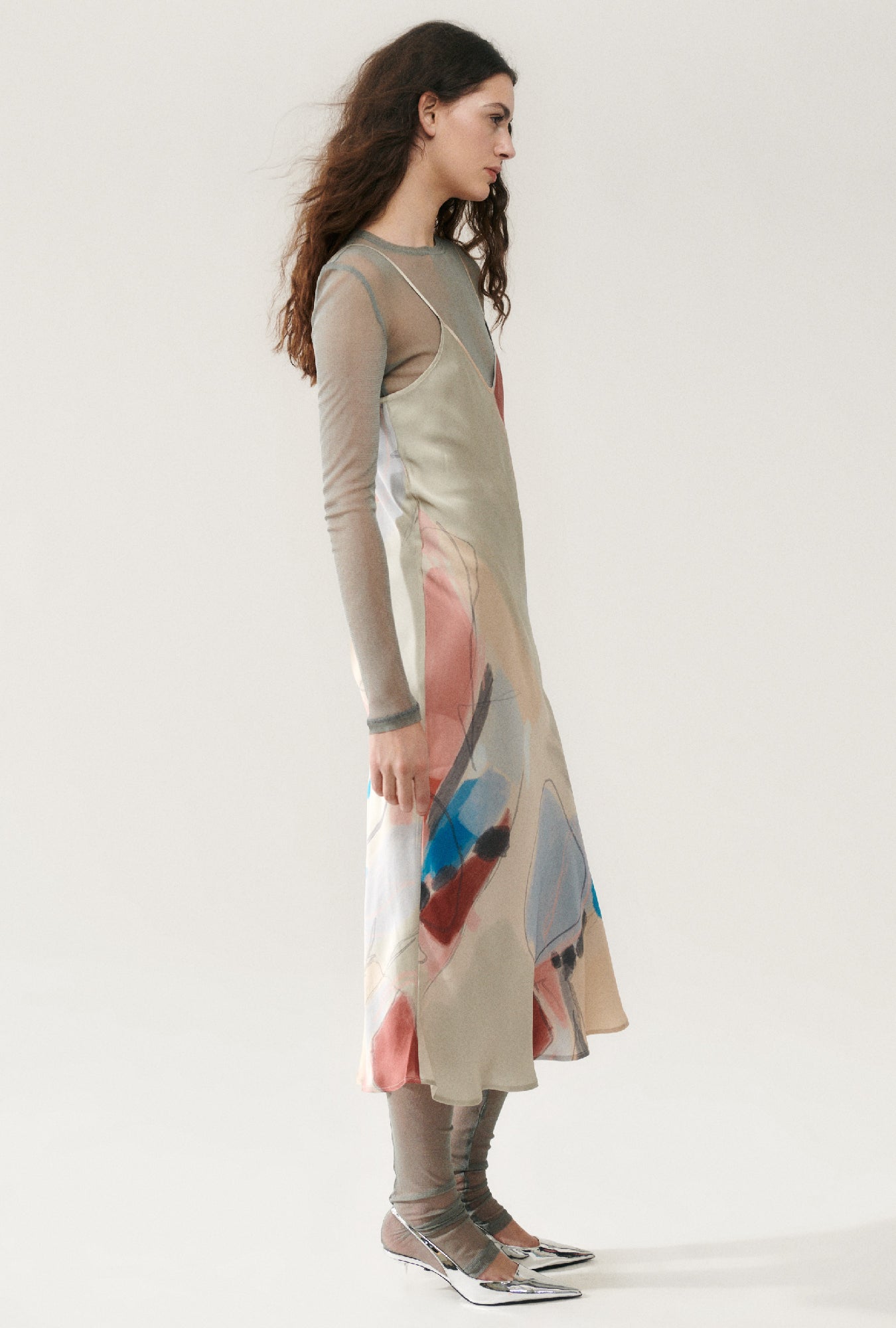Robe nuisette expressionniste des années 90