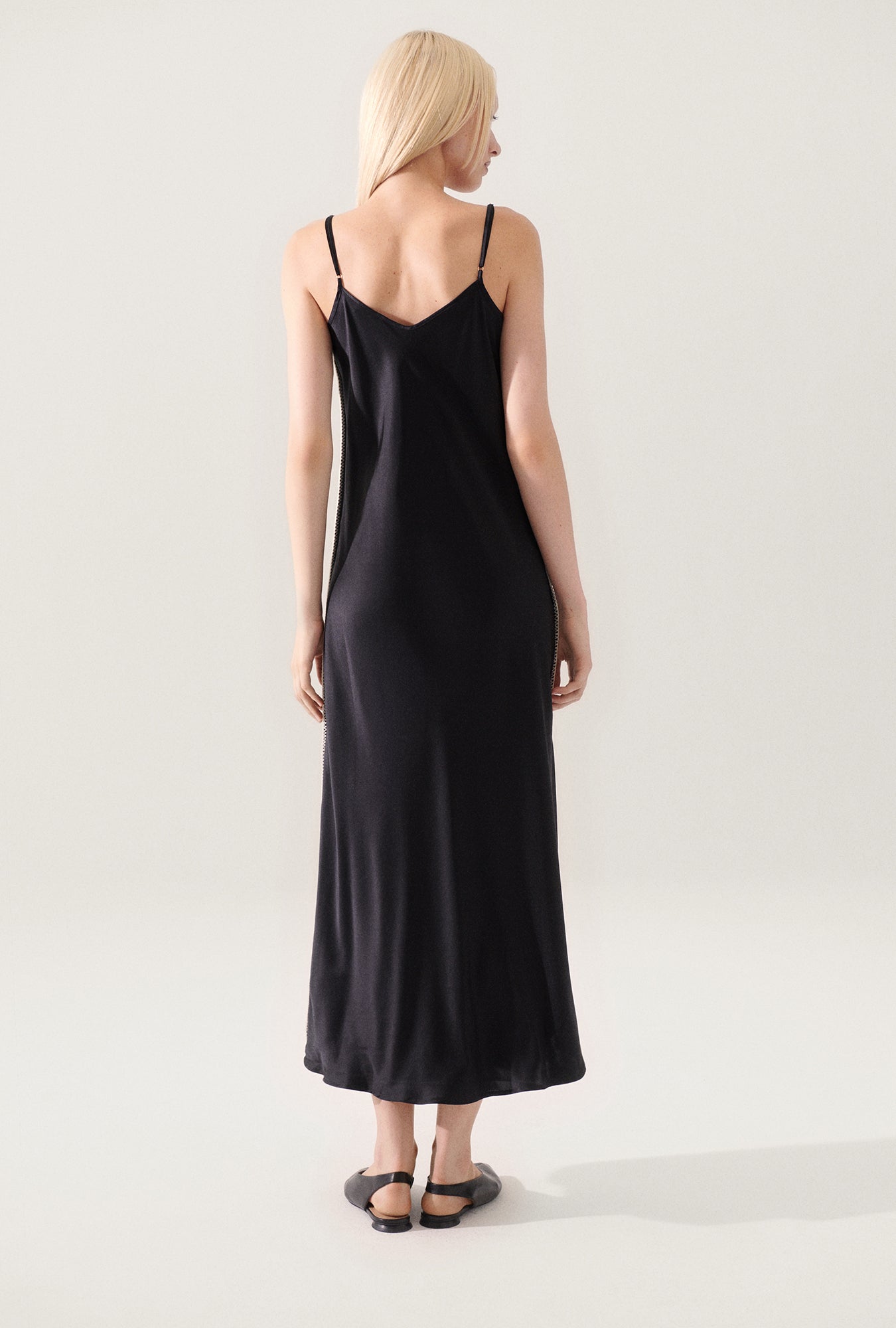Robe sans manches 90s, point de feston, noire