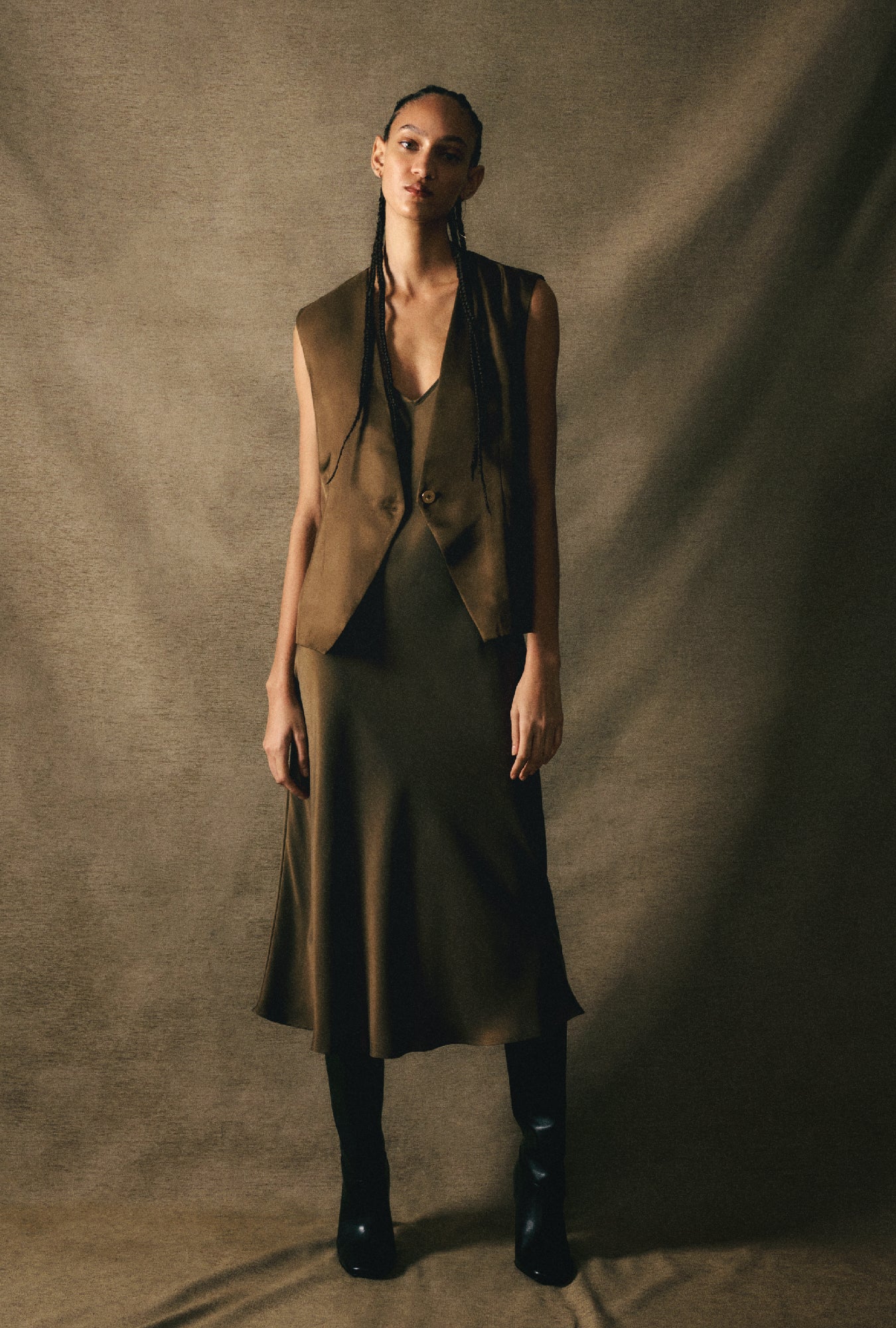 Robe nuisette années 90 "Terre sombre"