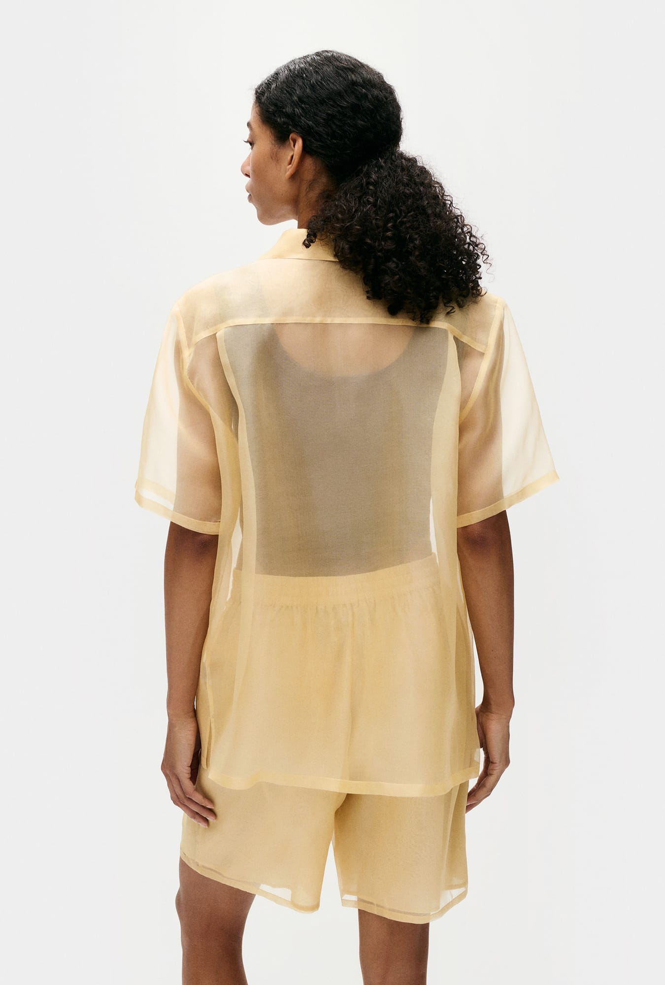 Short en organza beige