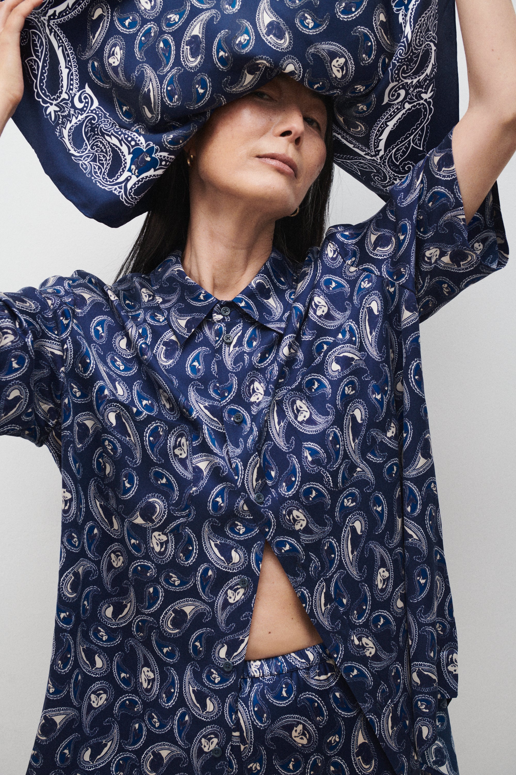 Scarf Hounds Paisley