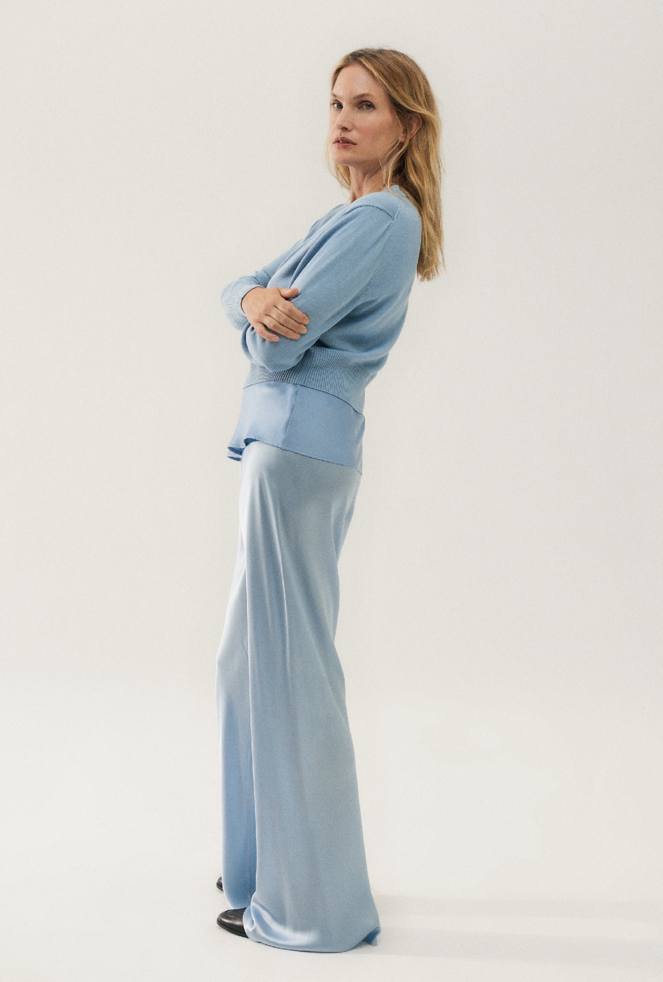 Cardigan court bleu ciel