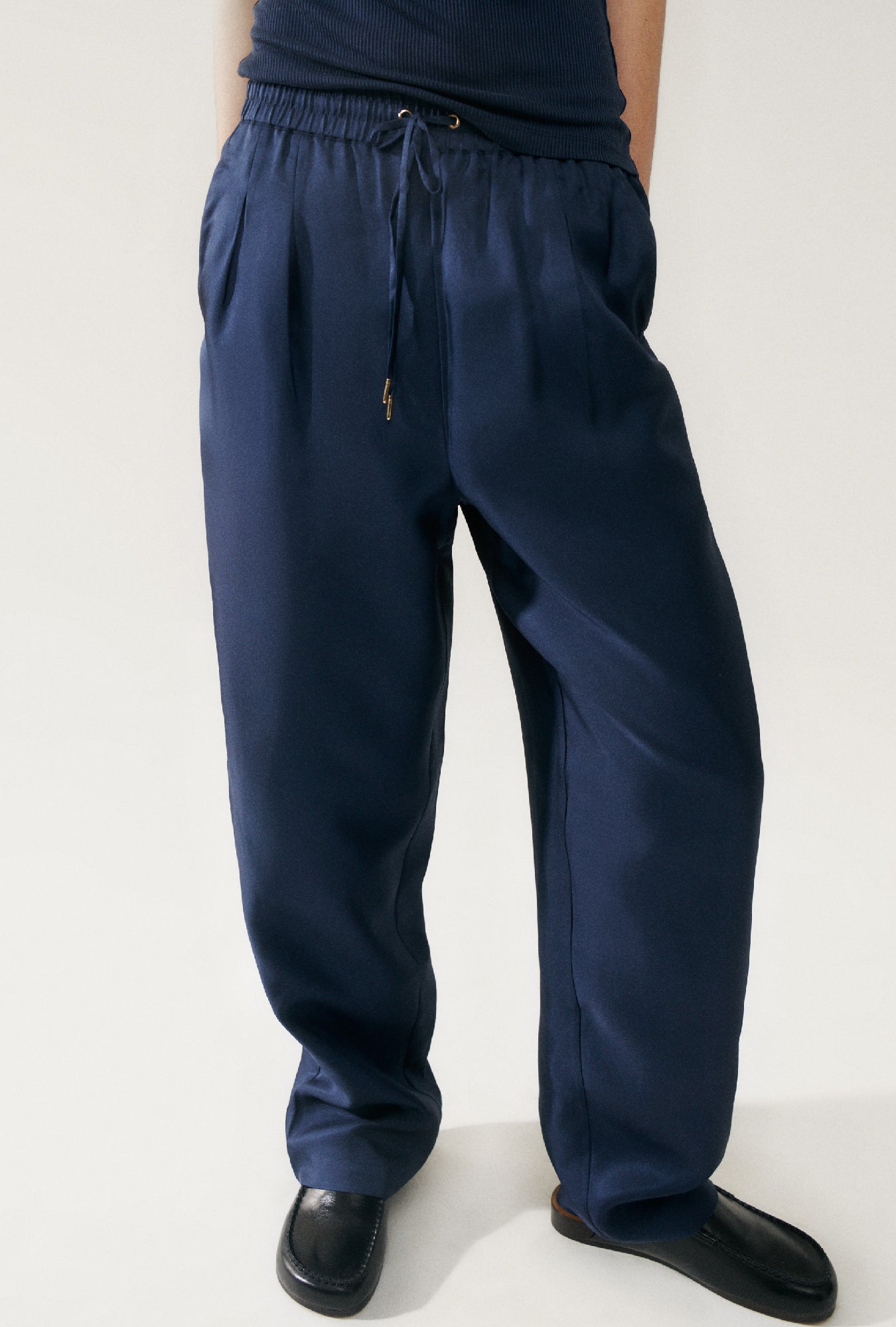 Pantalon ample en sergé minuit