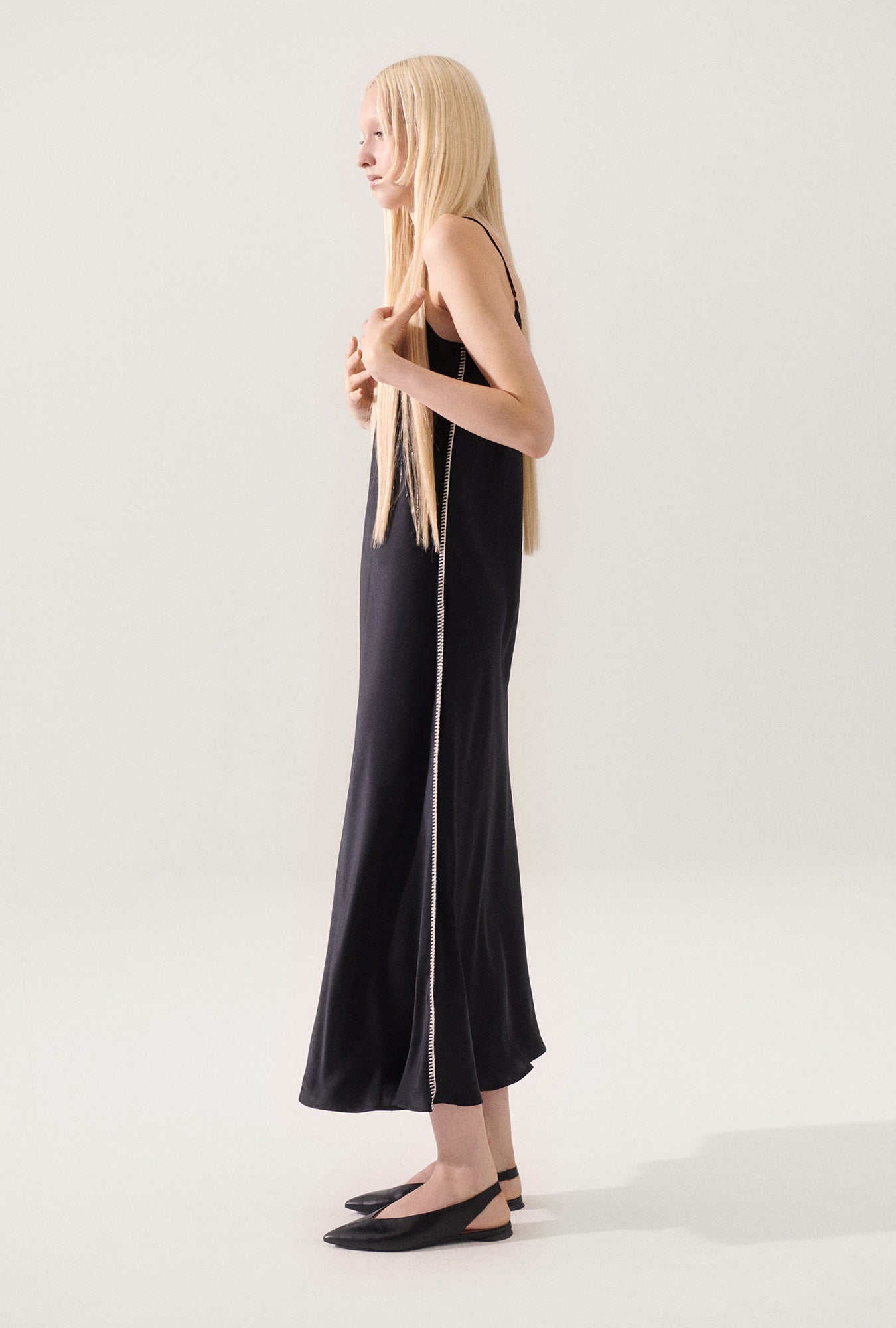 90S Slip Dress Blanket Stitch Black