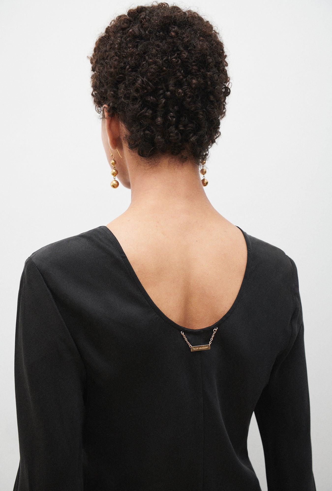 Robe longue biais manches longues noire