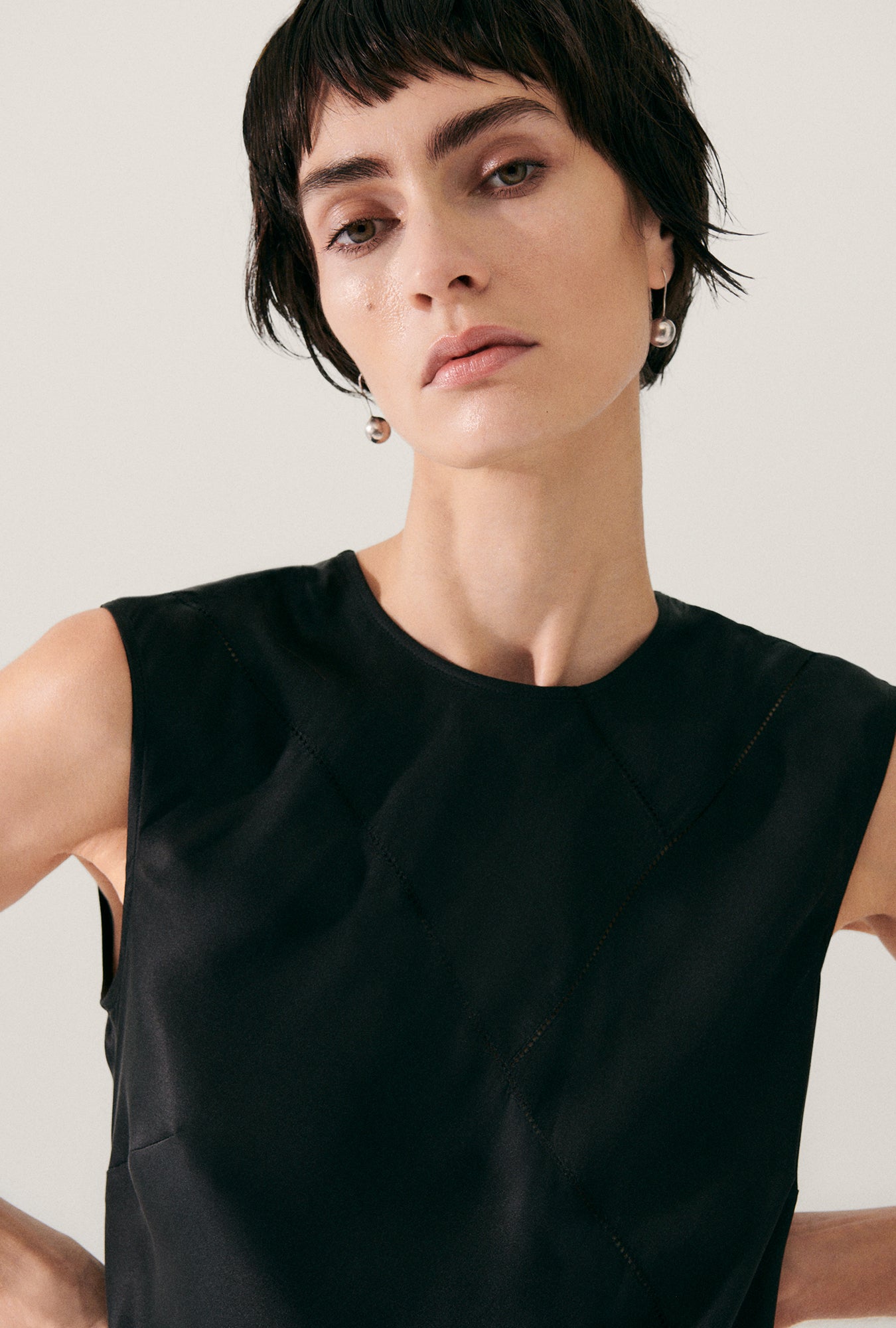 Robe sans manches Splice noire