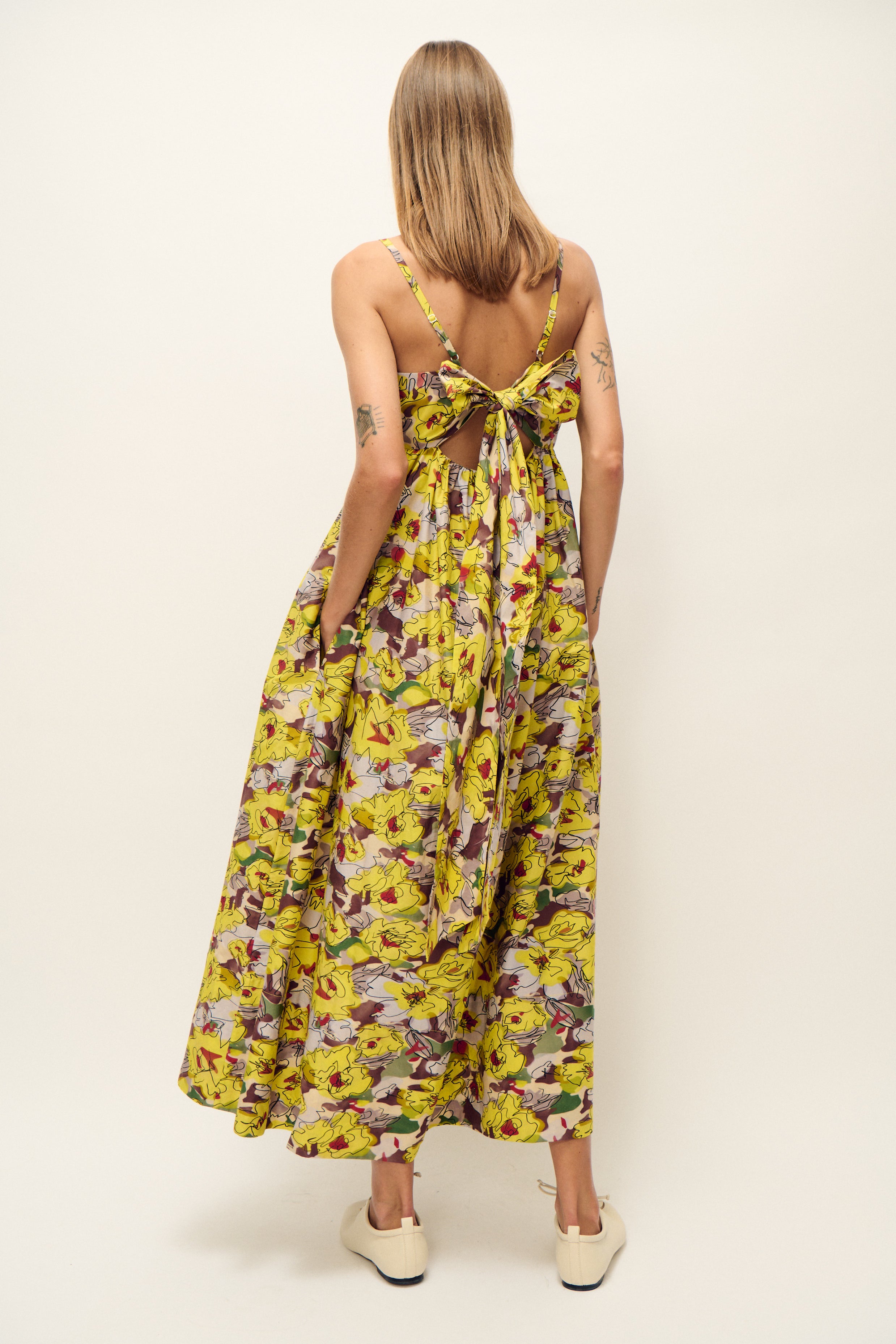 Robe tulipe en coton et soie à imprimé floral tournesol