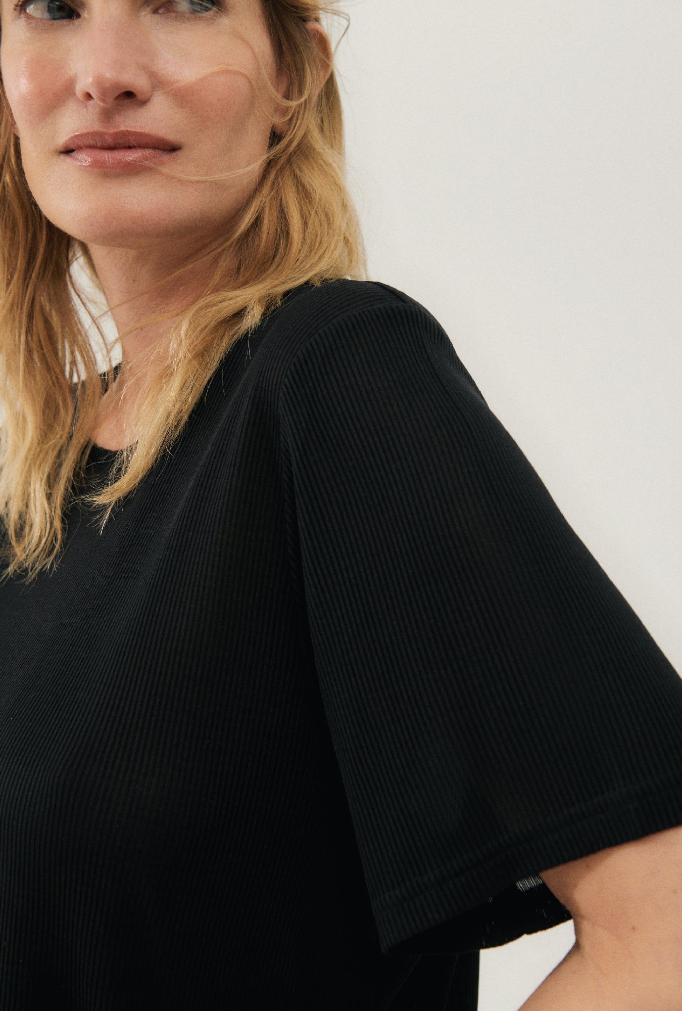 T-shirt côtelé noir
