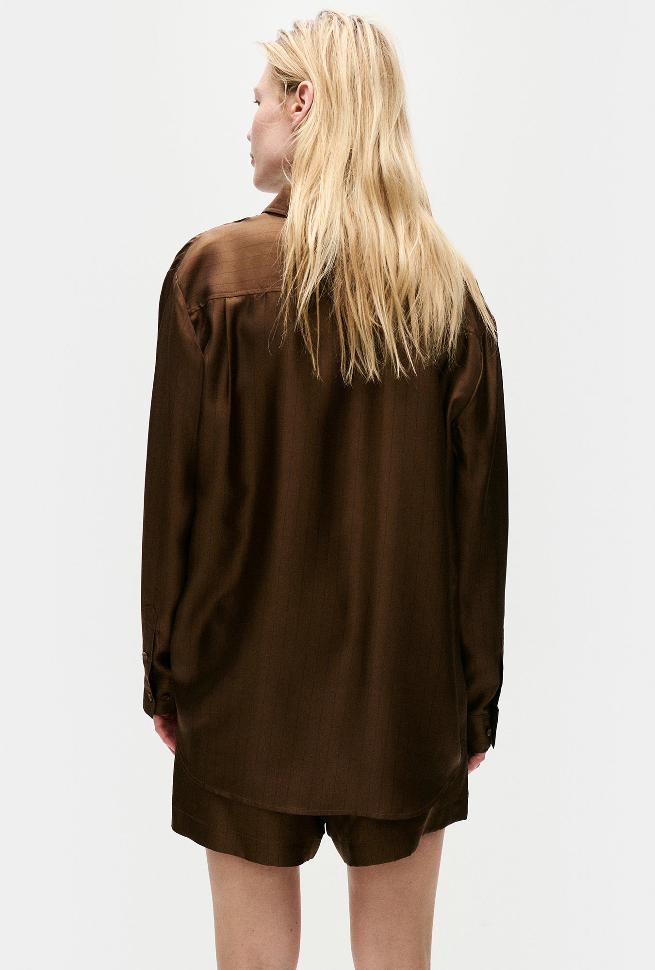Chemise Boyfriend En Sergé À Rayures Fines Earth Foncée