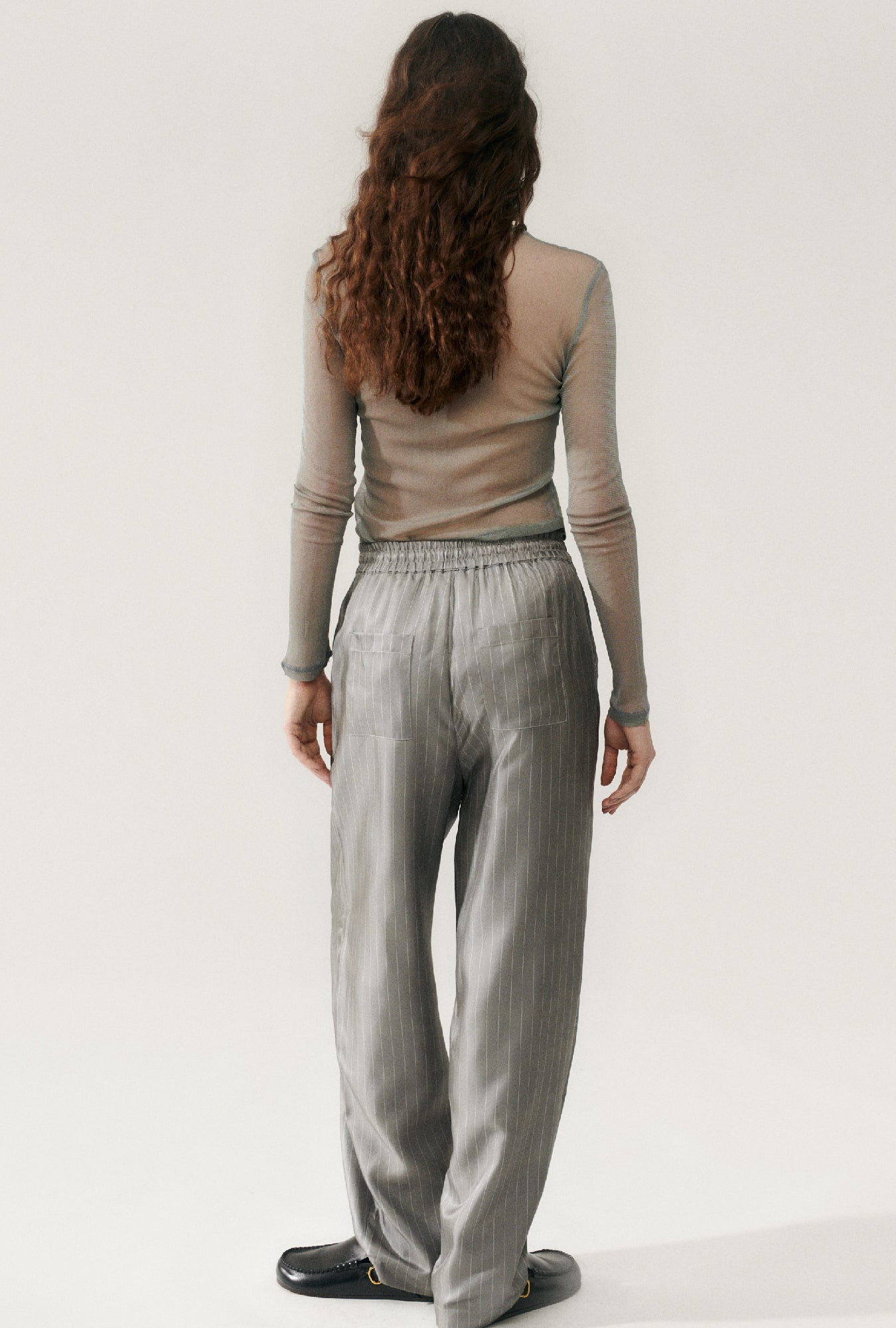 Pantalon ample en sergé à rayures fines "Lune"