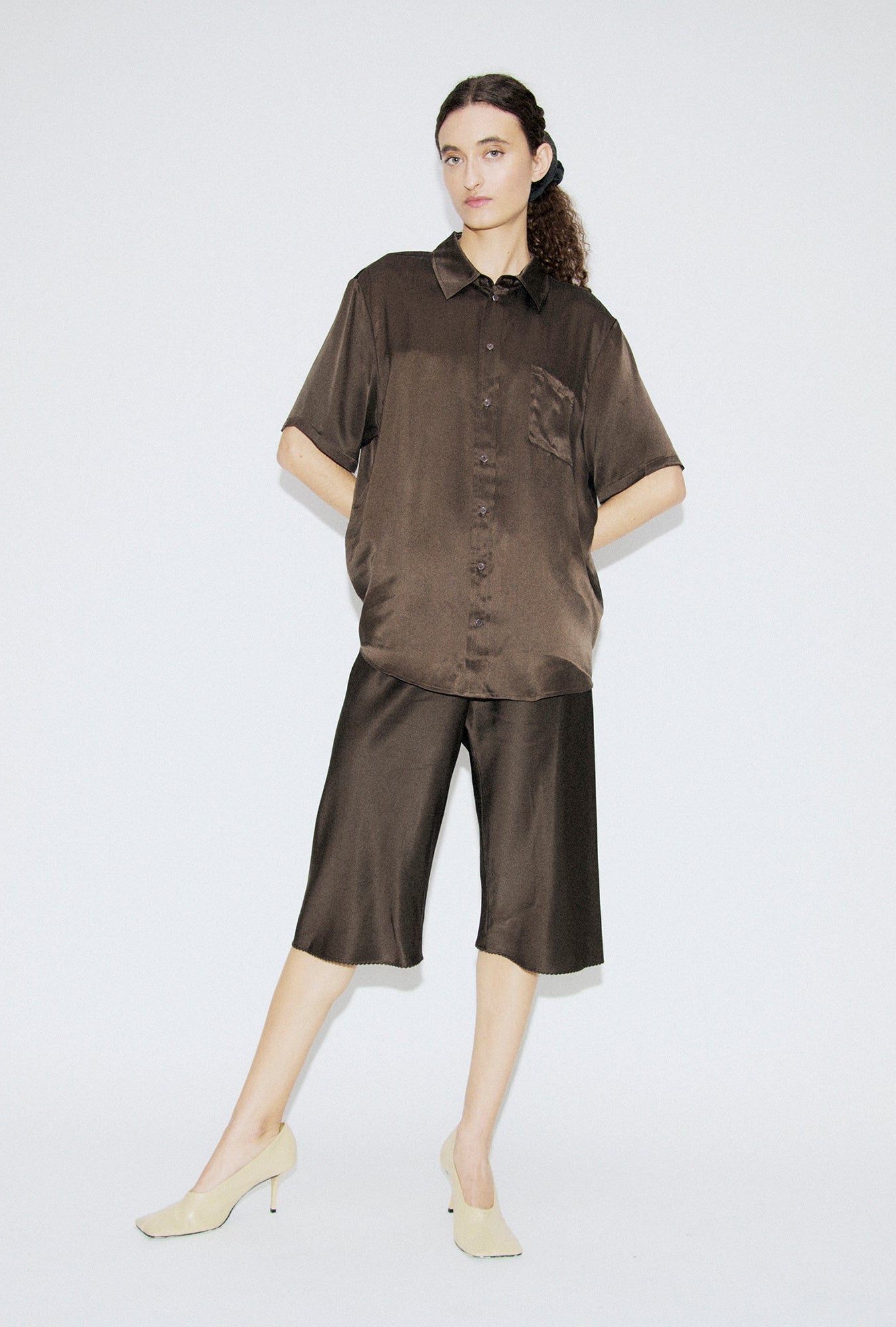 Short Sleeve Boyfriend Shirt Mantis