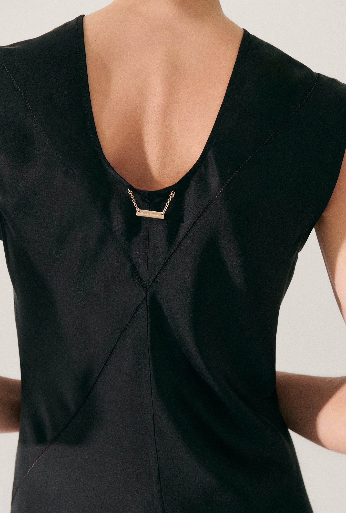 Robe sans manches Splice noire