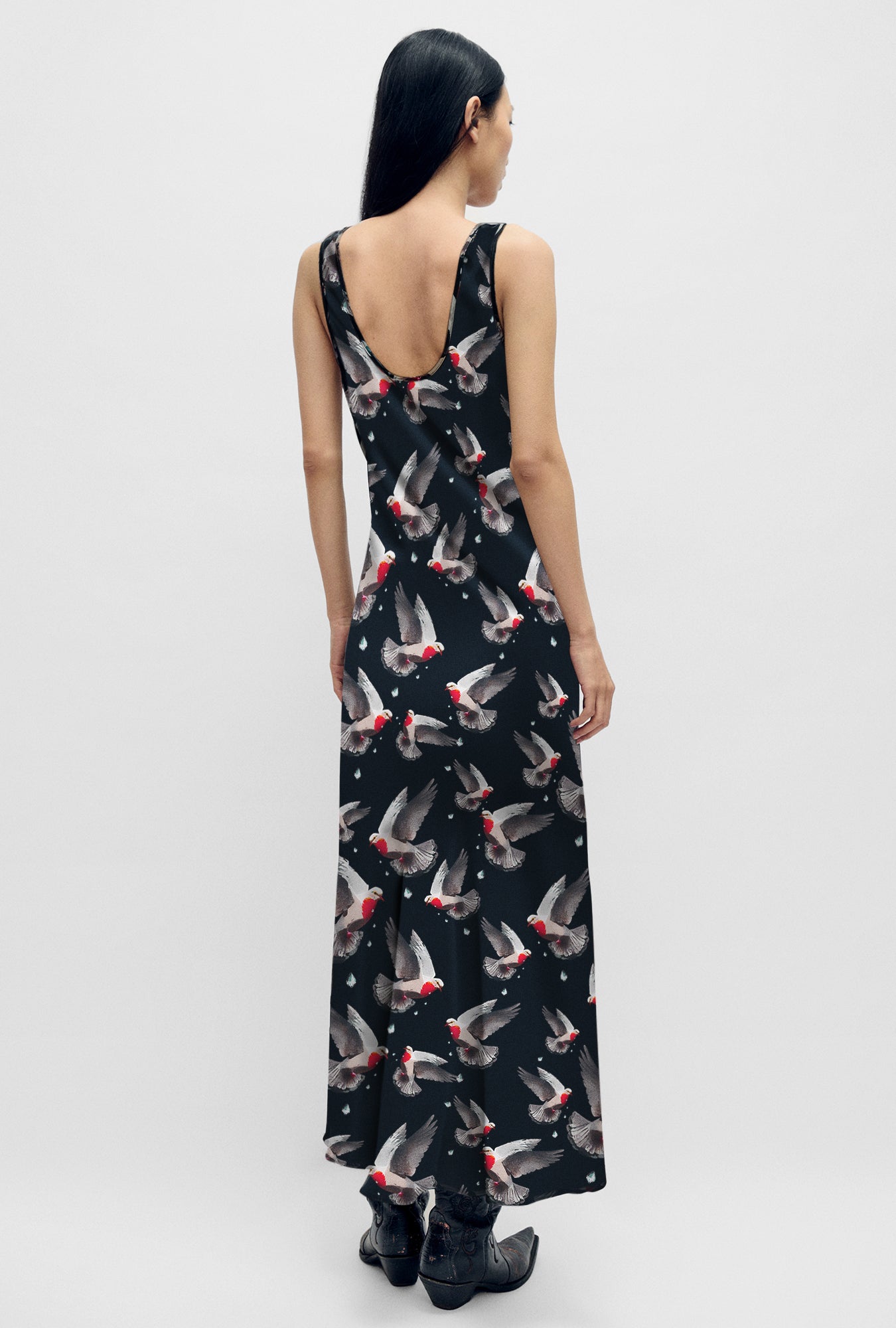 Robe col rond colombe sanglante