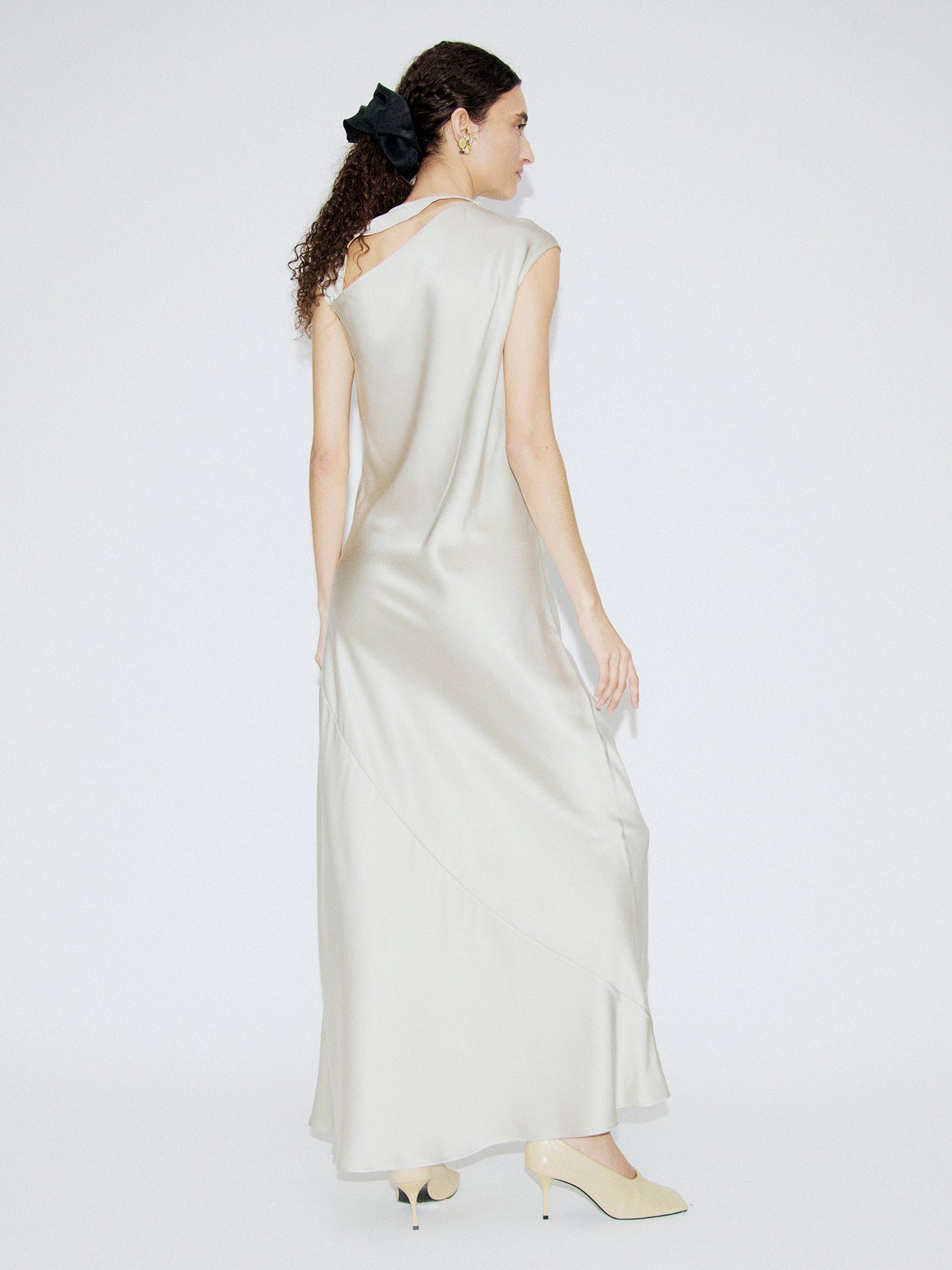 Robe drapée noisette