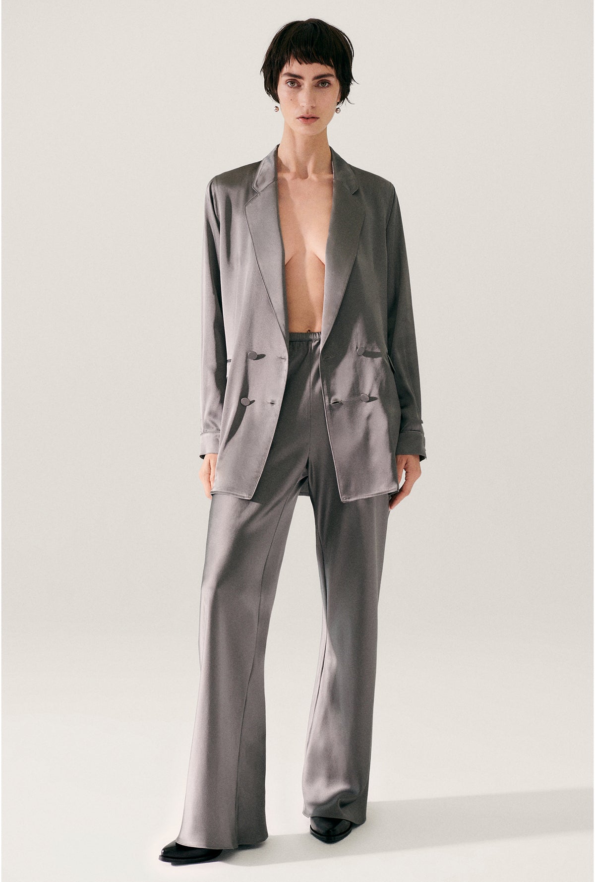 Pantalon coupe en biais gris perle